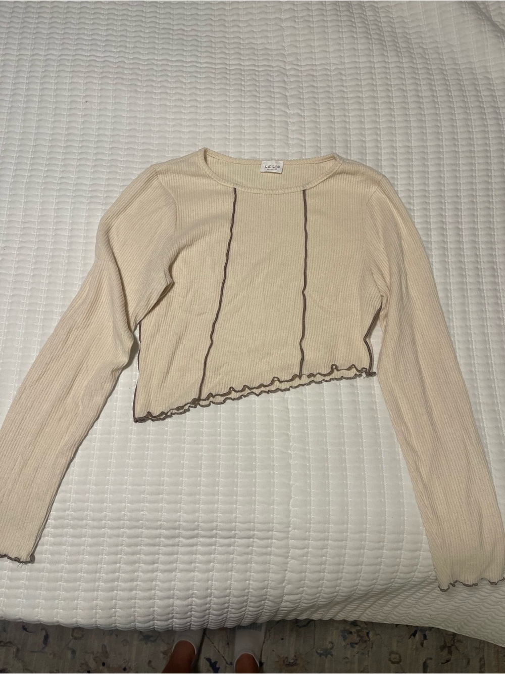 Le Lis Cream Ribbed Long-Sleeve Crop Top with Brown Contrast Seams